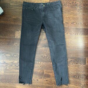 Saint Laurent Paris Men’s D02 M/SK-LW Skinny Jeans-Size 34